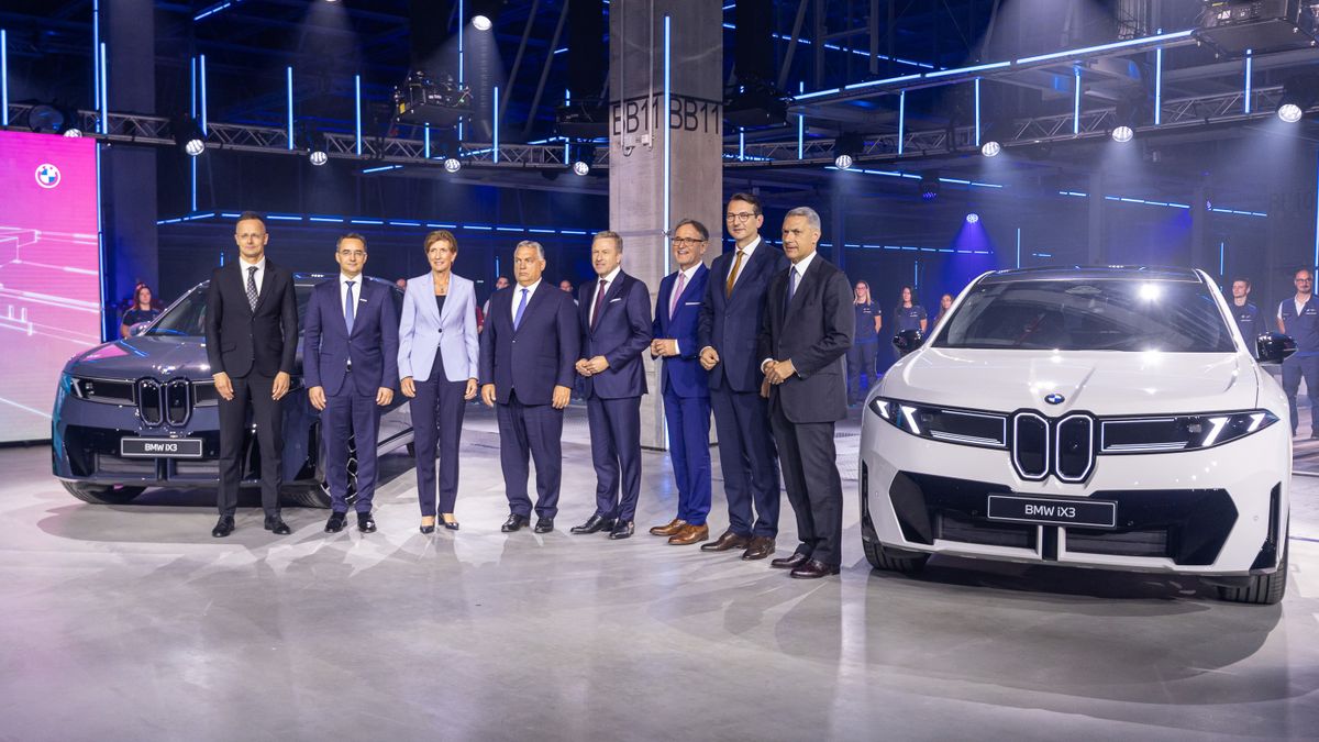 20250926 Debrecen
A debreceni BMW gyár átadó ünnepsége.

Fotó: Vida Márton Péter VMP
Hajdú-Bihari Napló
