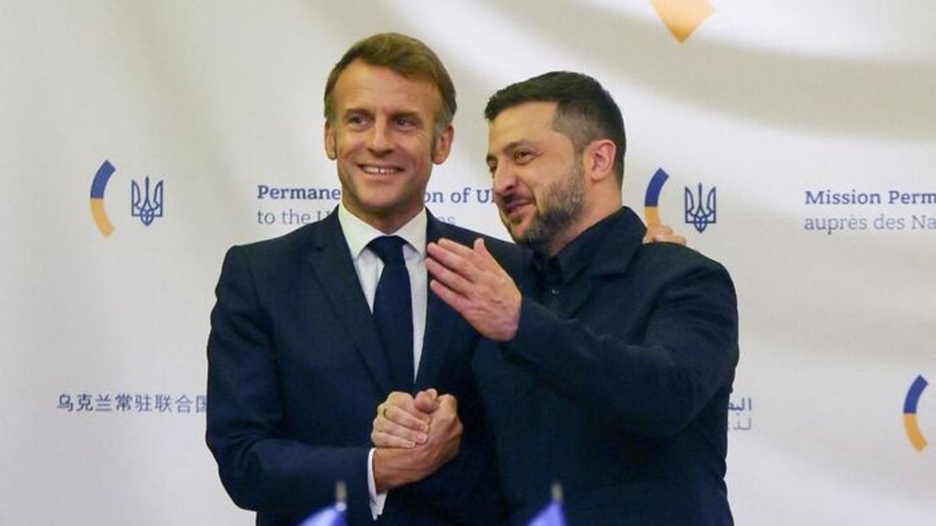 Volodymyr Zelensky and Emmanuel Macron (Photo: AFP)