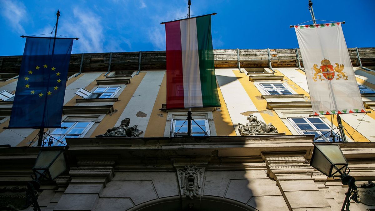 Átvilágítási jelentés: kritikus helyzetben Budapest pénzügyei