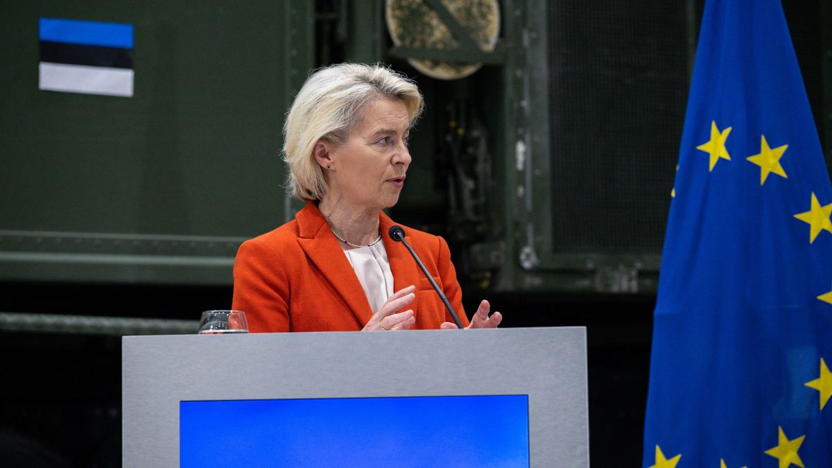 Bezzegrománia: Von der Leyen melegen gratulál a polgárok megnyomorításához