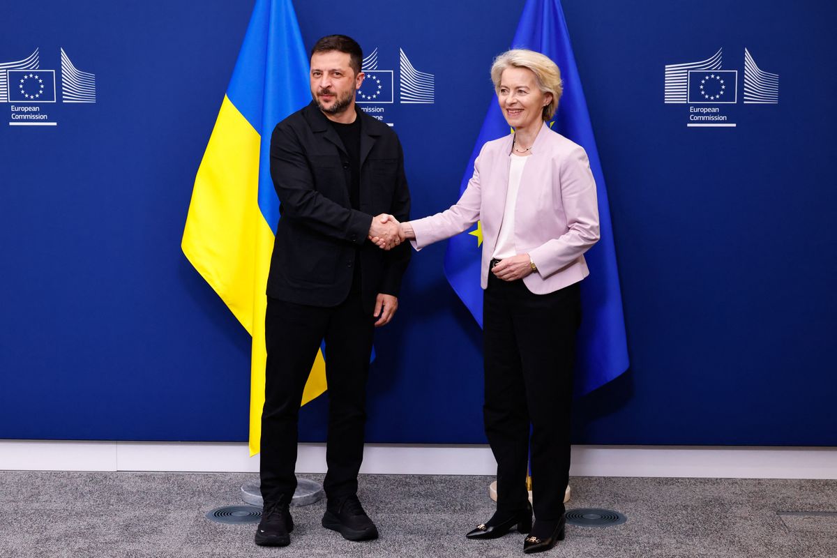 Zelenszkij szerint szankciókra van szükség 