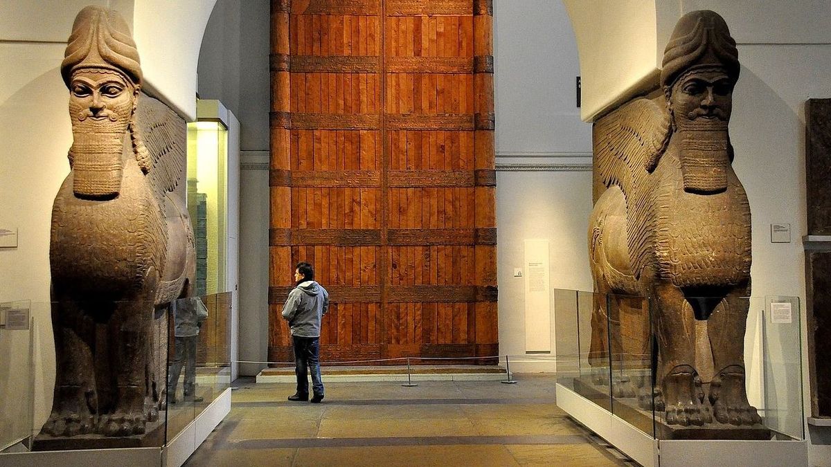 Hatalmas kolosszust találtak Irakban