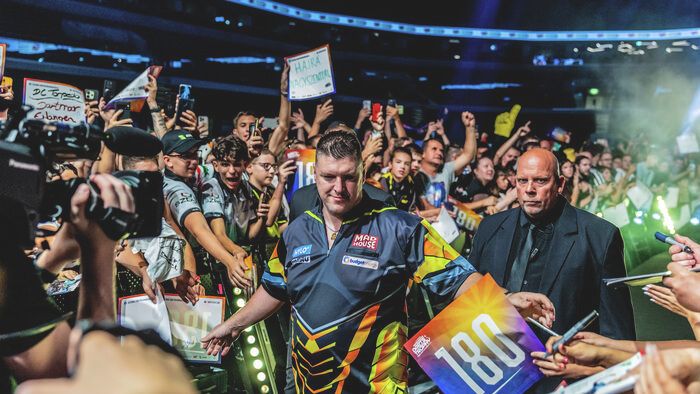 Elkezdődött a háromnapos darts-őrület az MVM Dome-ban