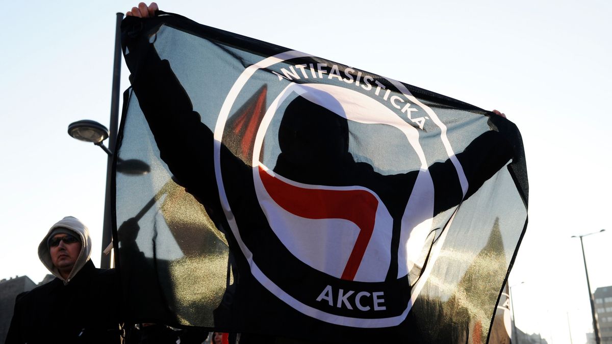 Minden eszközt bevethetnek hazánkban is az antifák ellen + videó 
