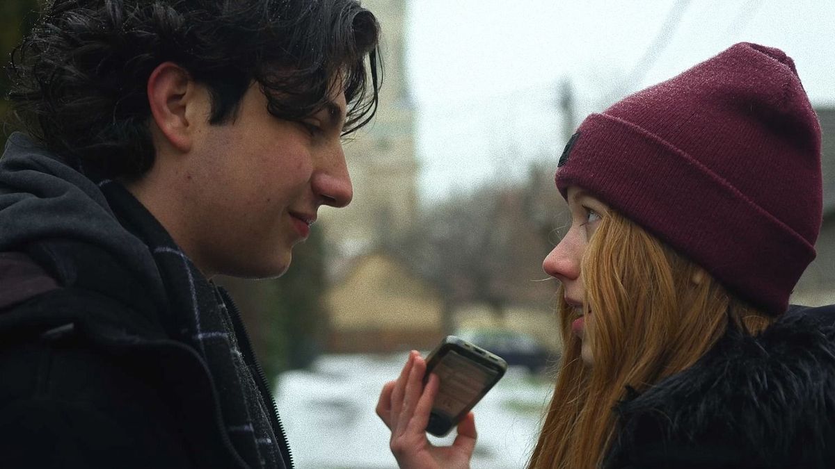 Így kommentált az új sikervárományos családi mozi rendezője, hogy filmje váratlan korhatár-besorolásban részesült