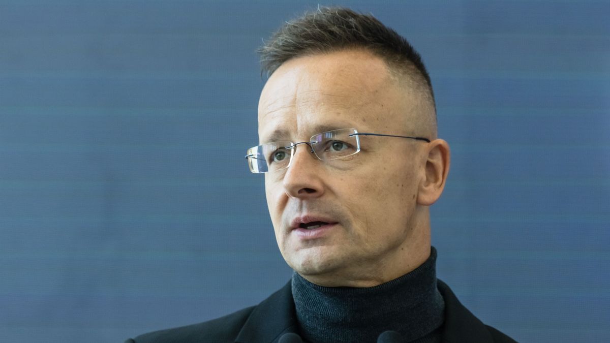 Szijjártó Péter: Jó hír, hogy Donald Tusk írja a magyarországi brüsszelita ellenzék győzelmi tervét