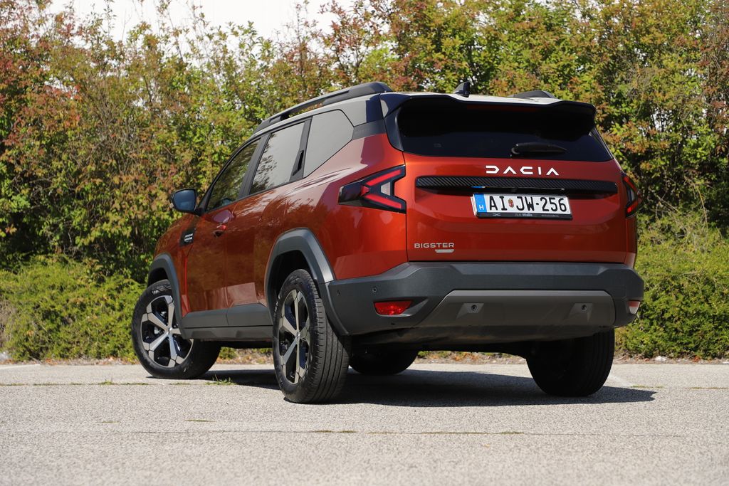 Dacia Bigster Hybrid teszt