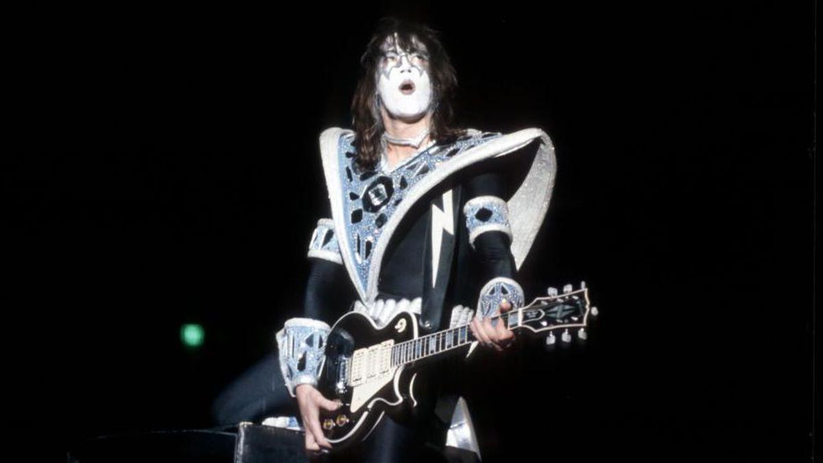Meghalt Ace Frehley, a KISS alapító tagja