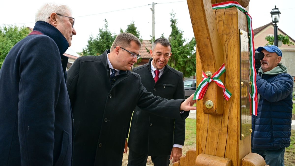 Nem az ország tartja el a falvakat, hanem a magyar falvak tartják meg az országot