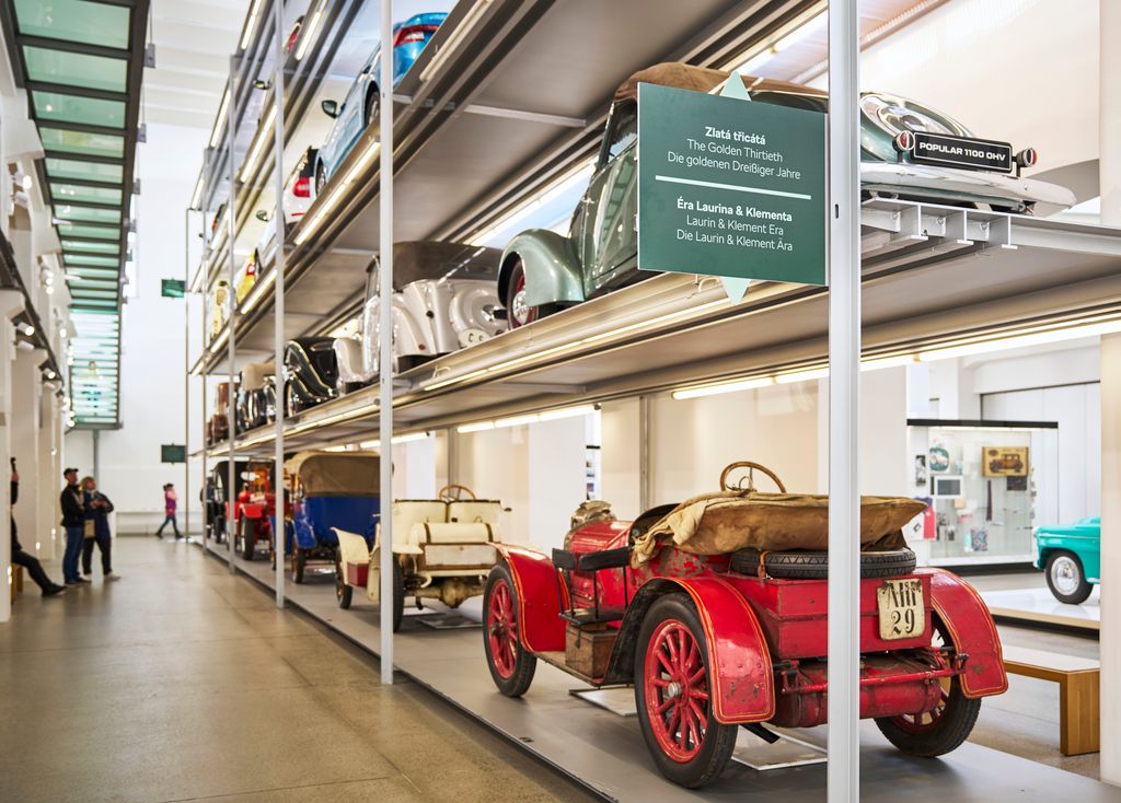 Gyári fotókon a Skoda Múzeum