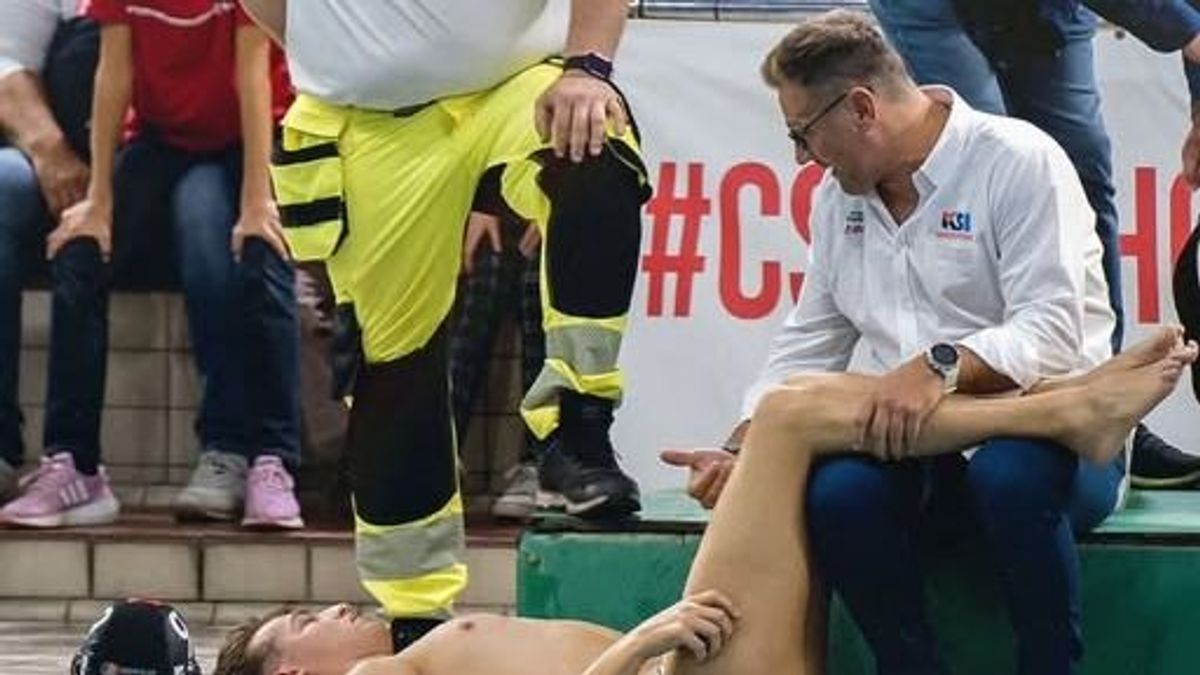 Megfagyott a levegő a vízilabda bajnokin, rémisztő sérülés történt