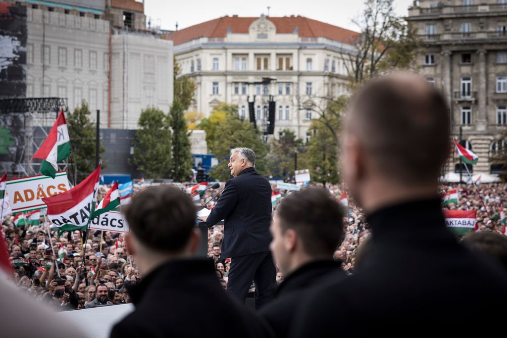 Kossuth tér október 23. 1956-os forradalom Orbán Viktor