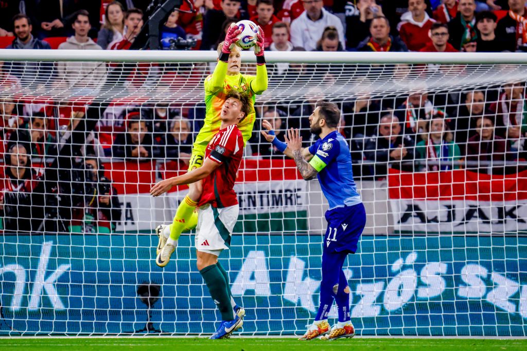 Magyarország - Örményország VB selejtező a Puskás Arénában, magyar válogatott mérkőzés,  Tóth Balázs kapus
