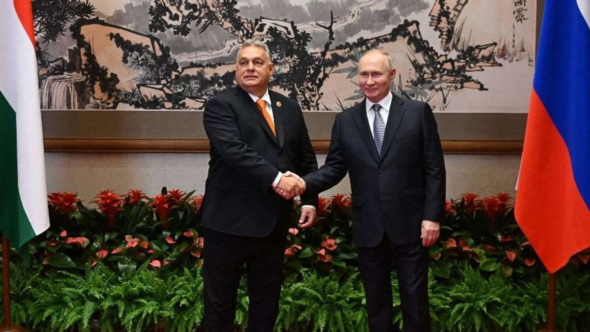 A diplomáciai sakkjátszma következő lépése Budapesten + videó