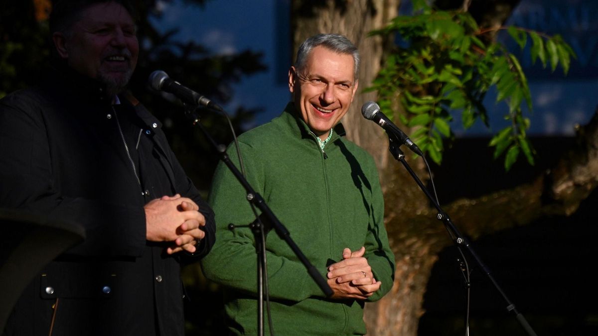 Lázár János: A függetlenségünk a tét + videó