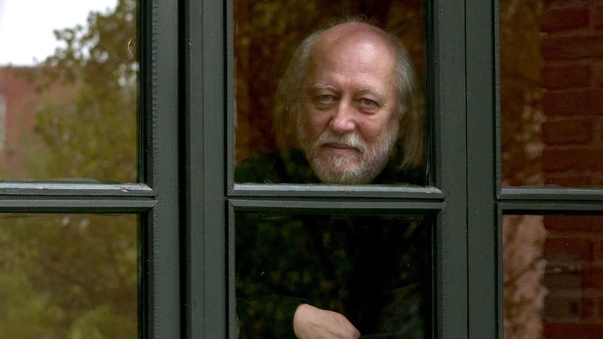 Krasznahorkai László kapta az irodalmi Nobel-díjat