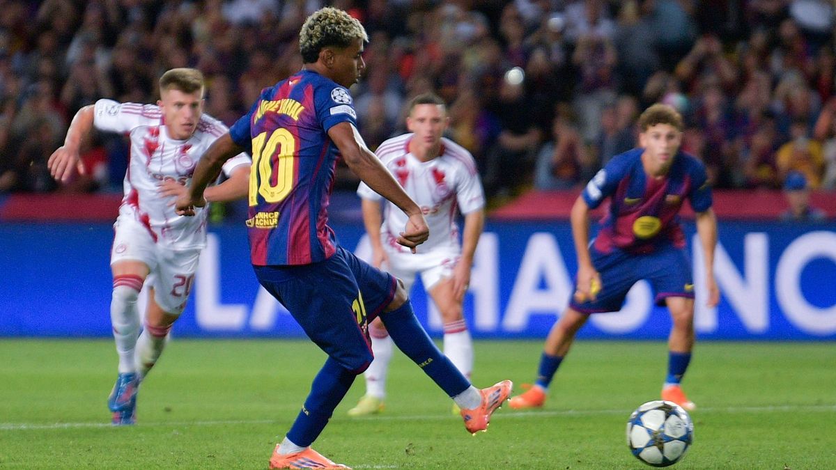 Az Olimpiakosz vezetőedzője példátlan módon állt bele a bíróba a Barca elleni BL-vereség után