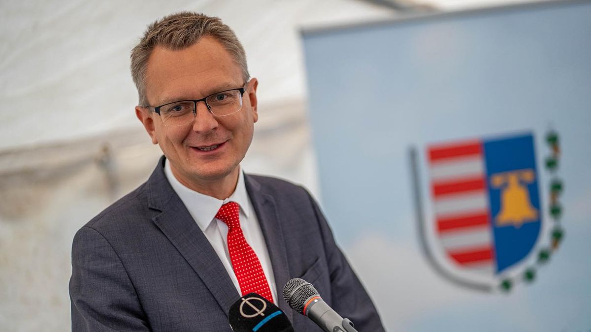 Brüsszel cáfolta az ellenzék „pedagógushiánnyal” kapcsolatos állításait