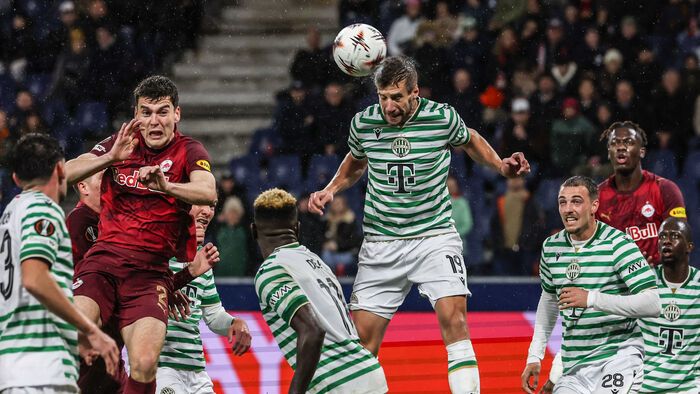 Varga Barnabás (labdával) és az FTC Salzburgban folytatta Európa-liga-szereplését.