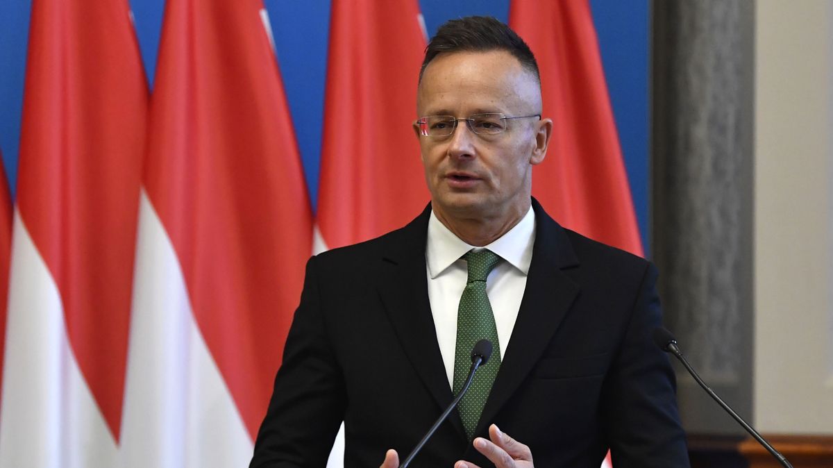 Szijjártó Péter: Magyar Pétert leleplezte (kém)barátja