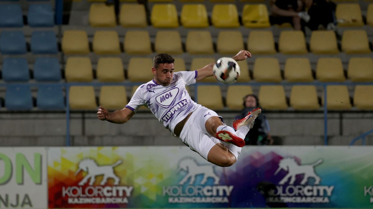 Ezzel a meccsel vallatni lehetett - szörnyű rossz játékot mutatott be a Puskás Akadémia és az Újpest