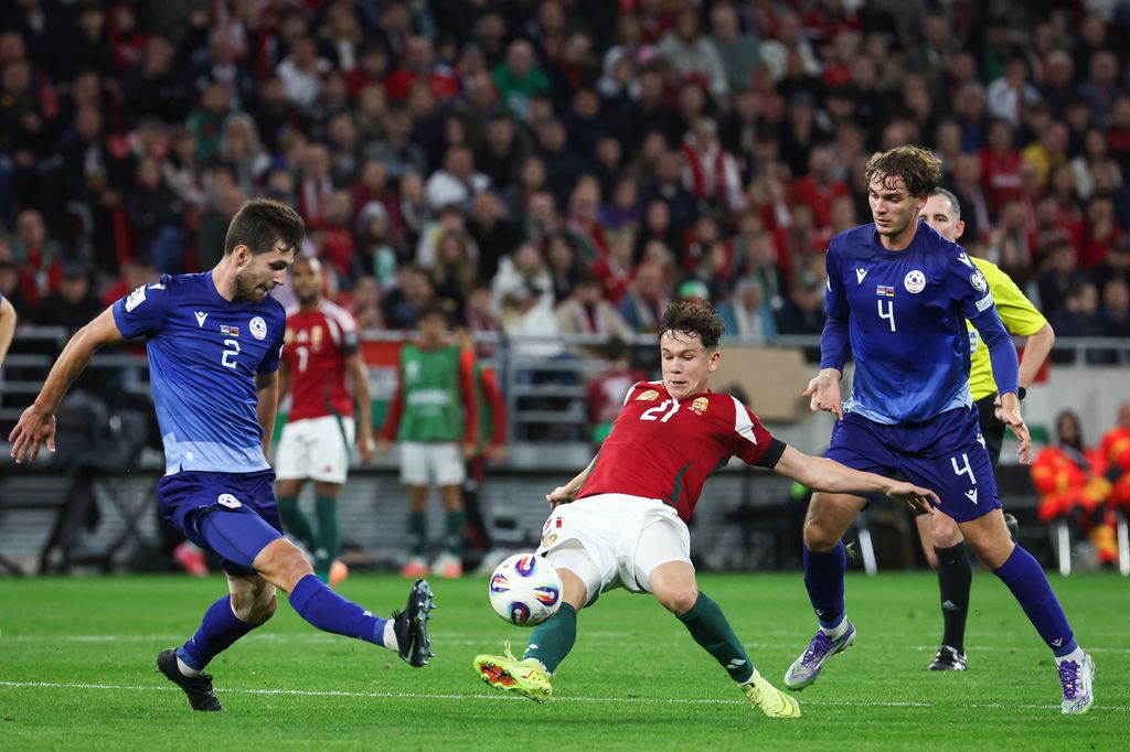 Magyarország - Örményország VB selejtező a Puskás Arénában, magyar válogatott mérkőzés,  Tóth Balázs kapus, Szoboszlai Dominik