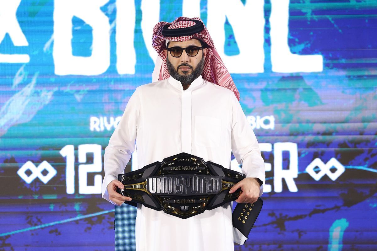 Ha valaki, hát Turki Alalshikh vissza tudja csábítani a ringbe Tyson Furyt