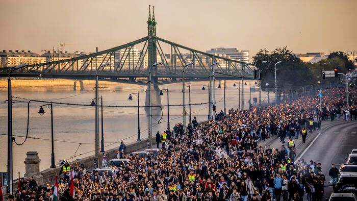 fáklyás emlékmenet 1956-os forradalom október 23.