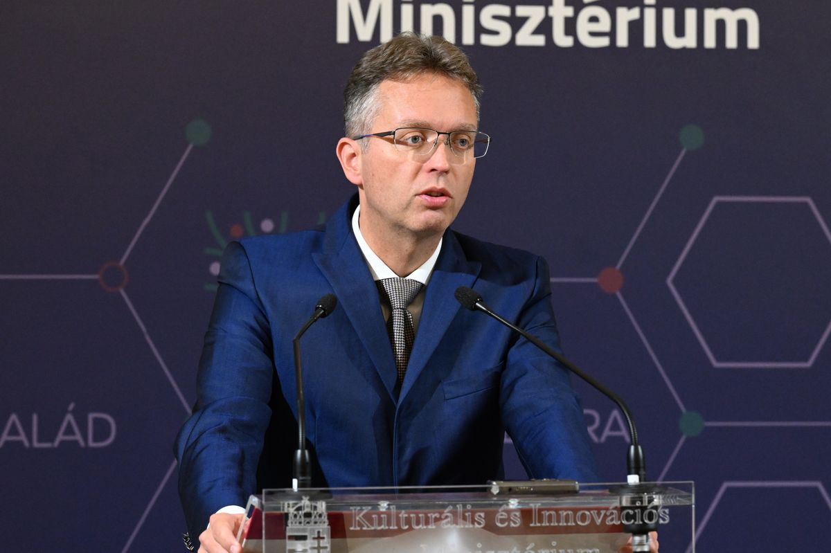 Budapest, 2025. október 13.
Hankó Balázs kultúráért és innovációért felelős miniszter az utónév szakértői bizottság ülése utáni sajtótájékoztatón a Kulturális és Innovációs Minisztériumban 2025. október 13-án.
MTI/Máthé Zoltán