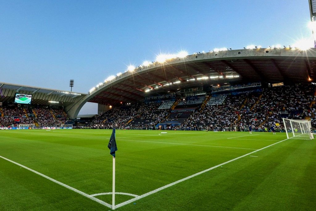 A general view inside Stadio Friuli during the UEFA Super Cup 2025 match between Paris Saint-Germain and Tottenham Hotspur in Udine, Italy, on August 13, 2025. (Photo by Luca Rossini/NurPhoto) (Photo by Luca Rossini / NurPhoto via AFP)