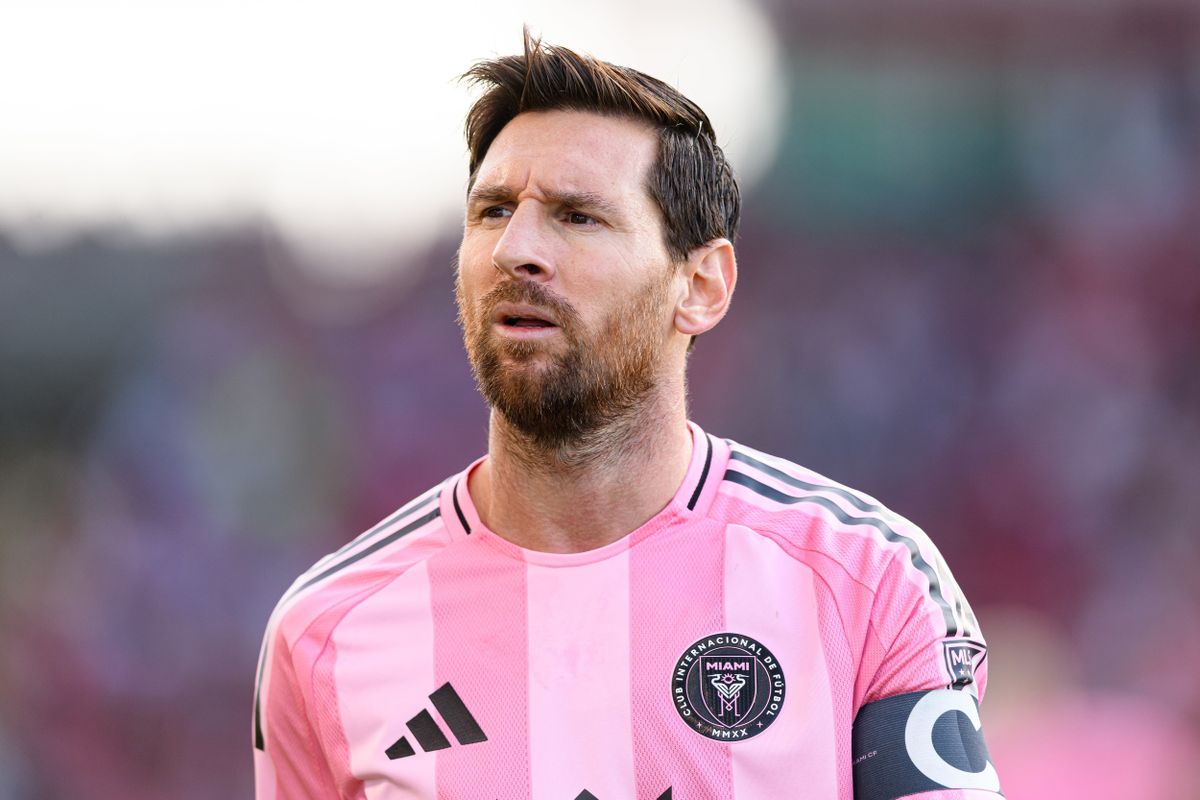TORONTO, ON - SEPTEMBER 27: Inter Miami CF forward Lionel Messi (10) reacts during the MLS regular season game between Inter Miami CF and Toronto FC on September 27, 2025, at BMO Field in Toronto, ON, Canada. (Credit Image: © Julian Avram/Icon SMI via ZUMA Press)