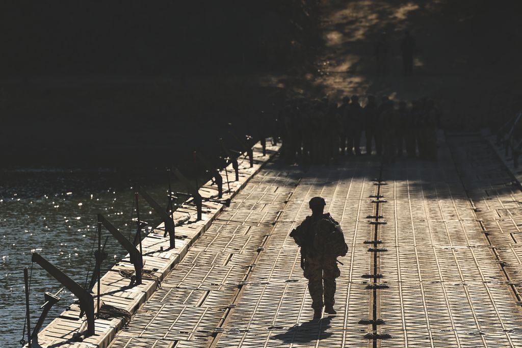 Adaptive Hussars 2025 országvédelmi gyakorlat pontonhíd Tisza