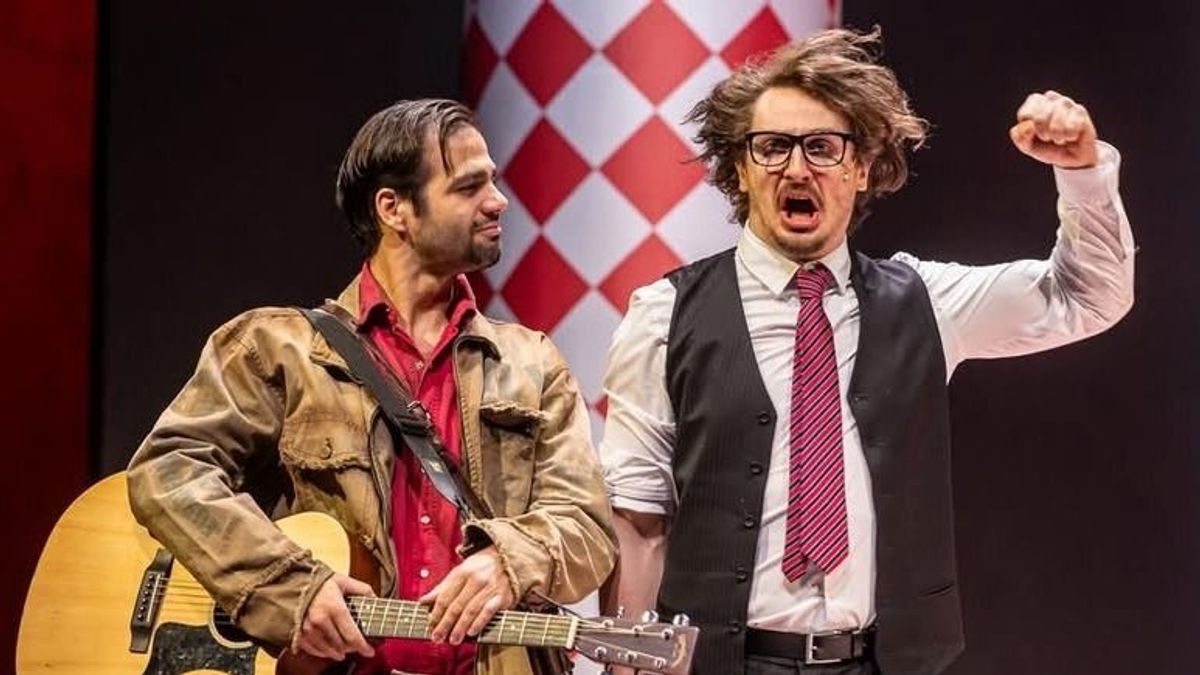A Candide road movie formájában hódít a színpadon