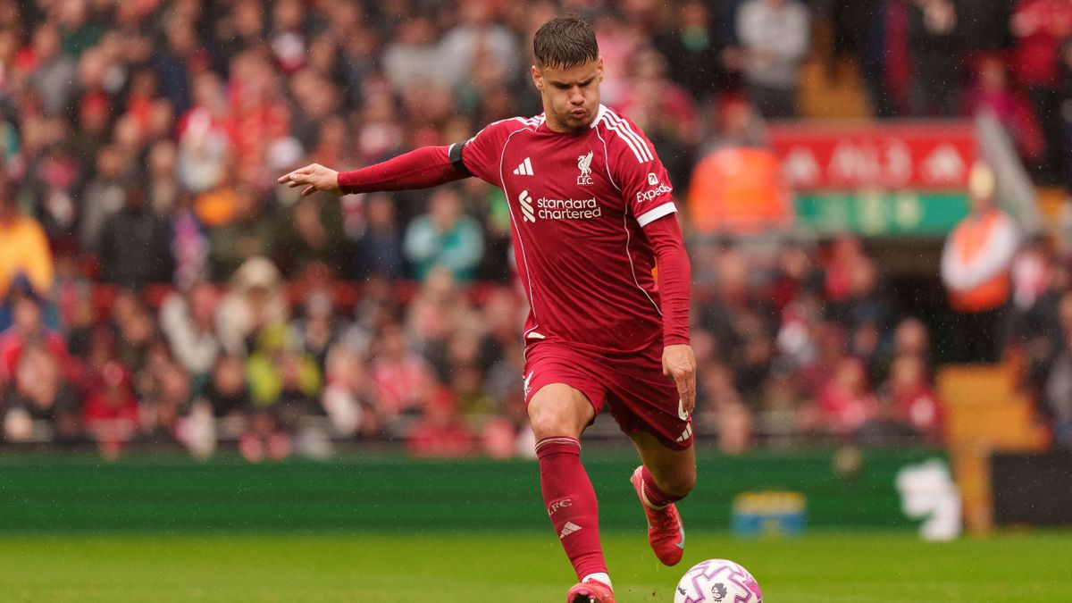 „Kerkez naiv volt, mint egy kisbaba” – a földbe döngölték a Liverpool védőjét