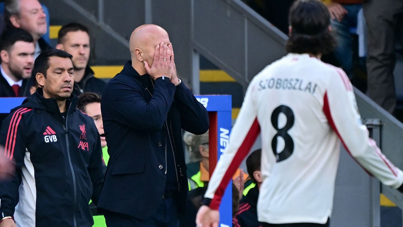 Liverpool
Liverpool's Dutch manager Arne Slot gestures on the touchline during the English Premier League football match between Crystal Palace and Liverpool at Selhurst Park in south London on September 27, 2025. (Photo by Ben STANSALL / AFP) / RESTRICTE