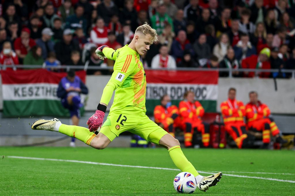 Magyarország - Örményország VB selejtező a Puskás Arénában, magyar válogatott mérkőzés,  Tóth Balázs kapus, 