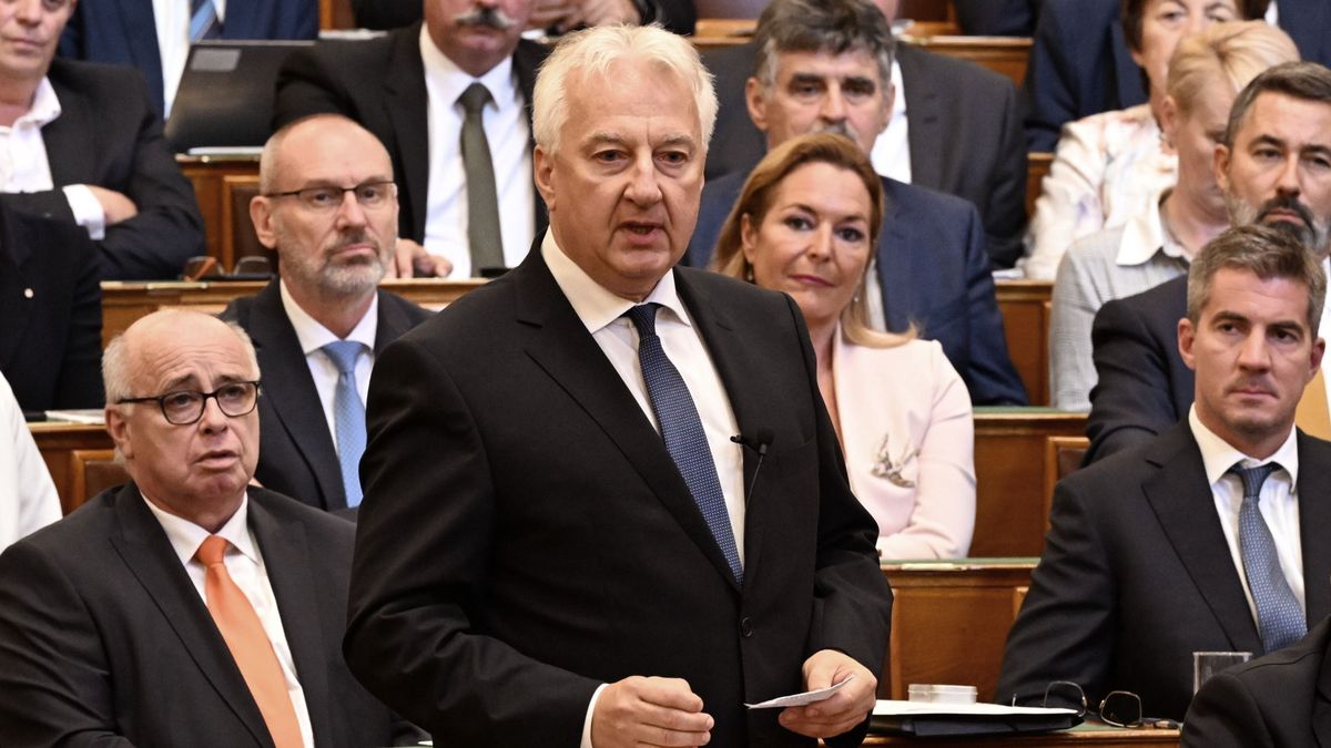 Tanú lesz az egész ország