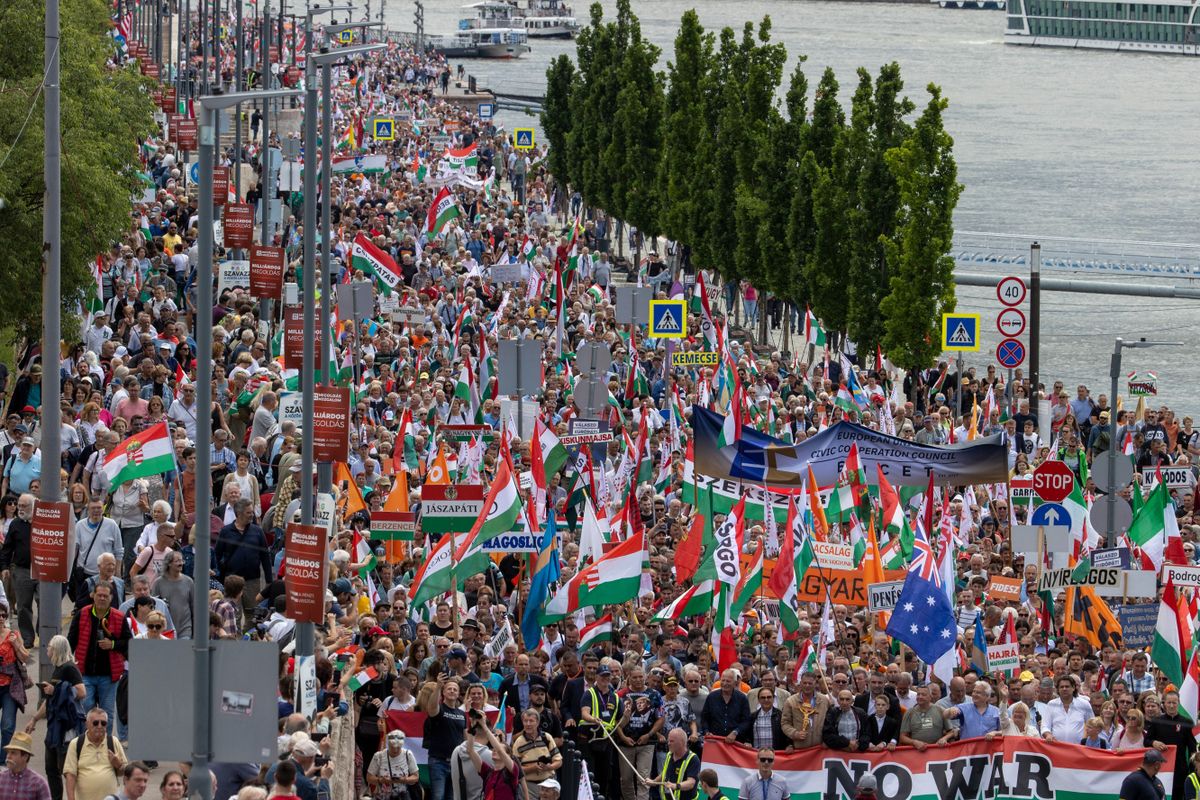 20240601 Budapest
A Civil Összefogás Fórum - Civil Összefogás Közhasznú Alapítvány (CÖF-CÖKA) Békemenete
Fotó: Mirkó István MI
Magyar Nemzet