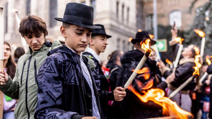 fáklyás emlékmenet 1956-os forradalom október 23.