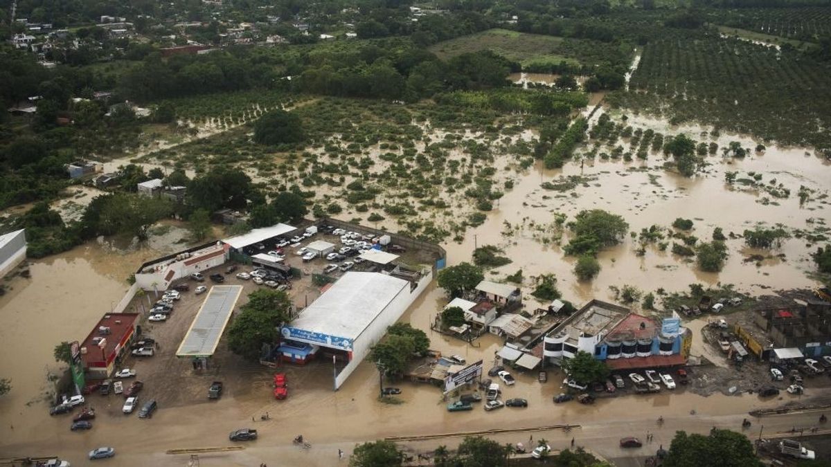 Mexikót elsodorta a halálos özönvíz + videó