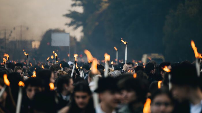 fáklyás emlékmenet