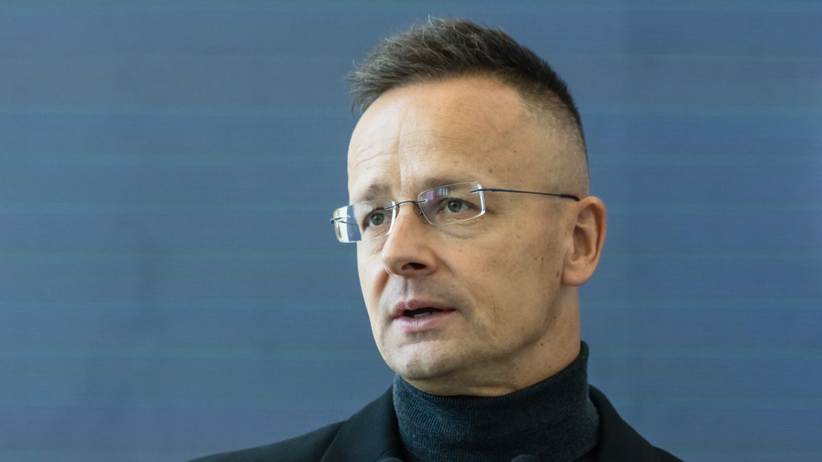 Szijjártó Péter szerint ebből óriási baj lehet