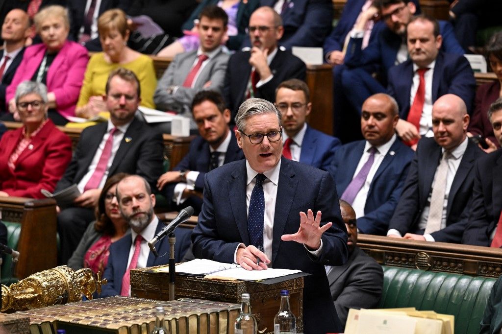 Keir Starmer munkáspárti brit kormányfő szerint ezért a hadszíntéren és a globális piacokon egyaránt fokozni kell az Oroszországra gyakorolt nyomást. 