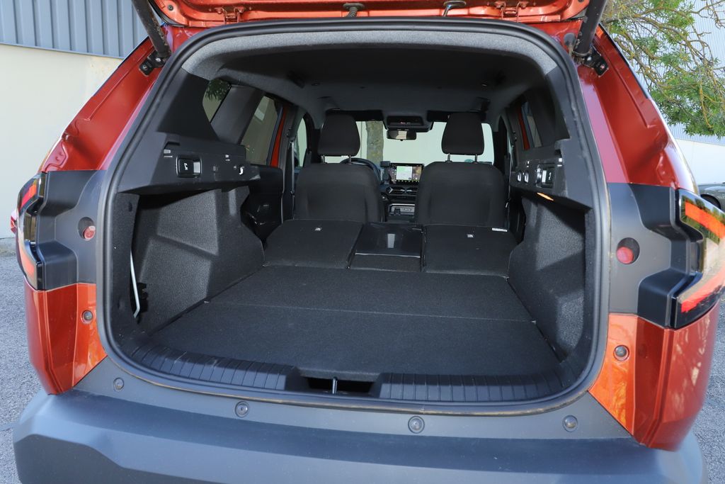 Dacia Bigster Hybrid teszt