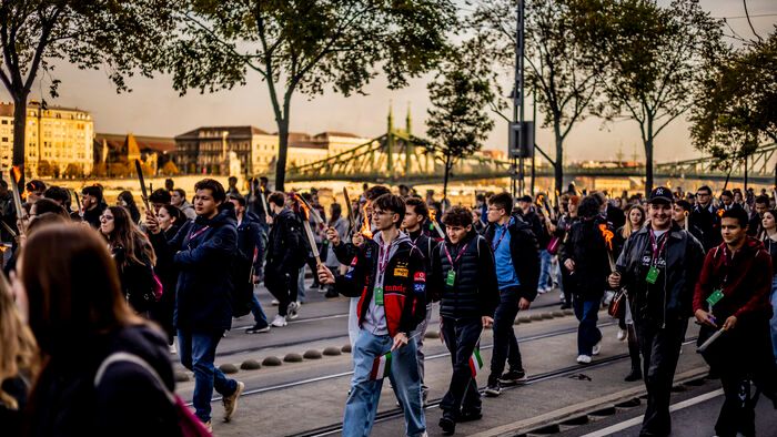 fáklyás emlékmenet 1956-os forradalom október 23.