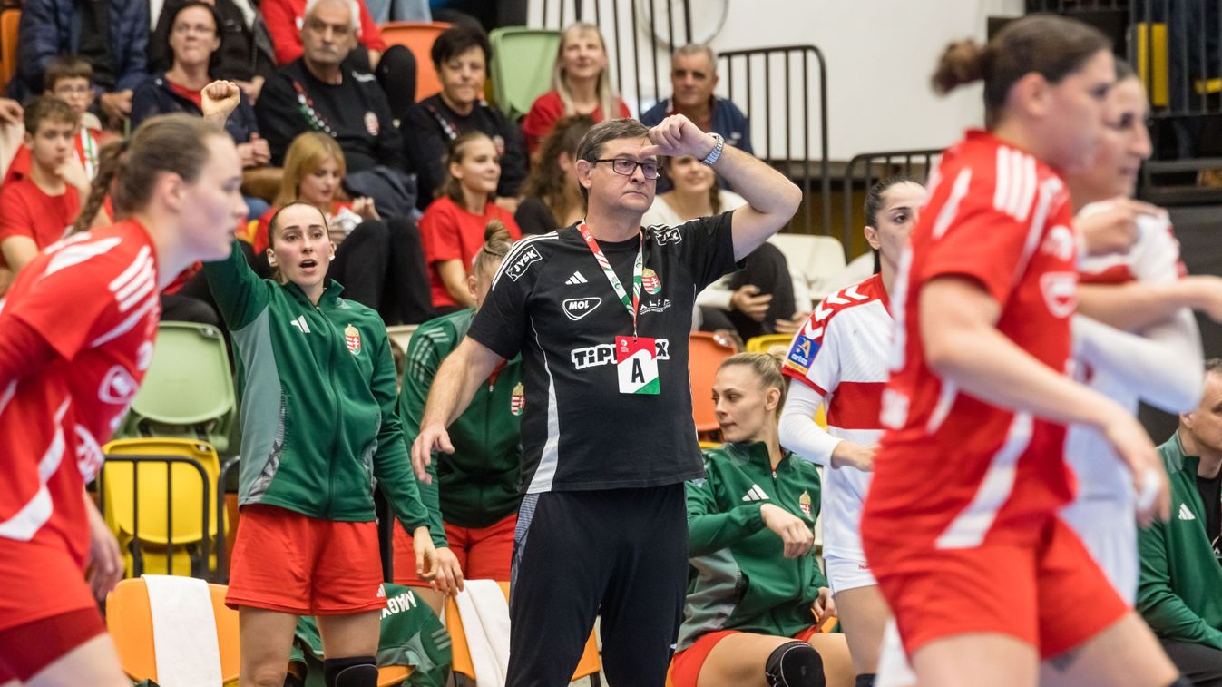 Golovin Vlagyimir,
Nagykanizsa, 2025. október 16.
Golovin Vlagyimir, a magyar válogatott szövetségi kapitánya (k) a női kézilabda Eurokupa csoportkörében játszott Magyarország - Törökország mérkőzésen a nagykanizsai Kanizsa Arénában 2025. október 16-án. A
