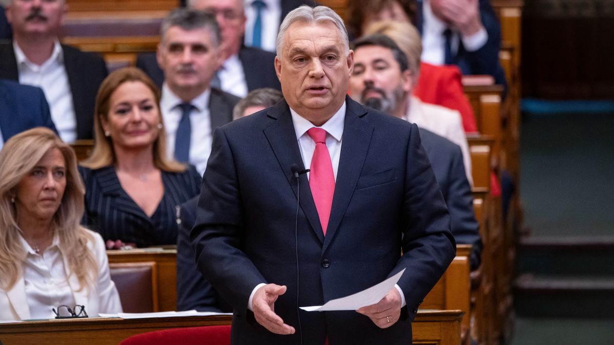 Orbán Viktor: A hatóságok teszik és tegyék is a dolgukat, a rágalmazóknak pedig a hatóságok előtt kell felelniük