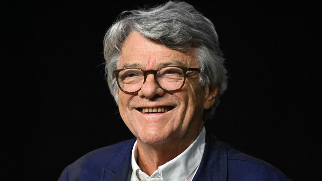 French former minister Jean-Louis Borloo arrives to attend the 36th National Convention of Intercommunalities in Aussonne, south-western France, on October 9, 2025. (Photo by Lionel BONAVENTURE / AFP)