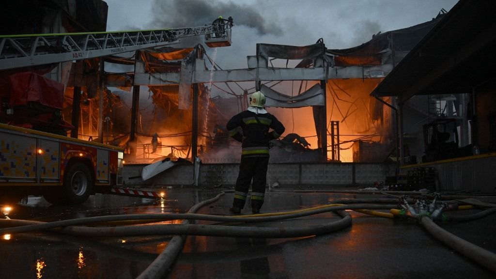 Az ukrán hadsereg újra lecsapott Oroszországra – lángokban áll a finomító