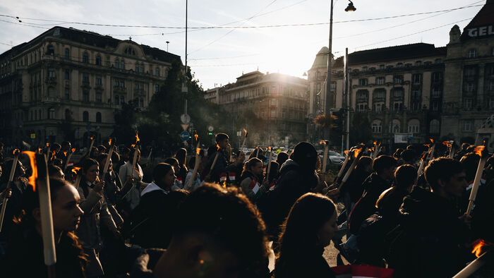 fáklyás emlékmenet